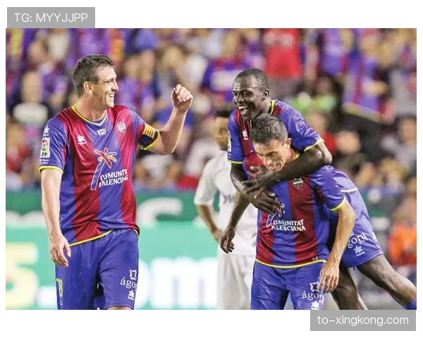 莱万特35球50失净胜球-15，升班马攻防两端均陷困境