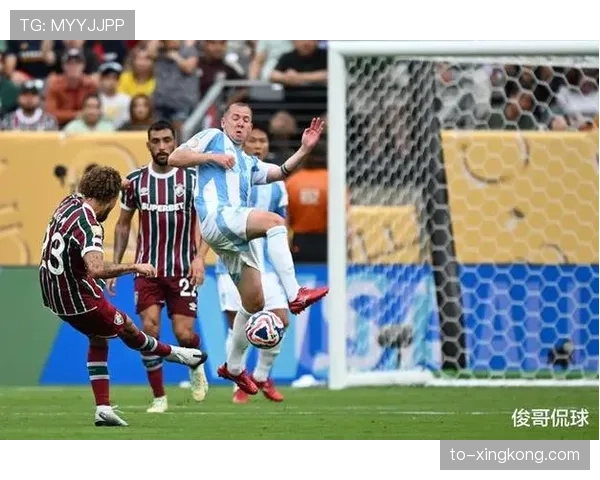 南安普敦对阵雷克瑟姆射门16次9次射正，进攻效率碾压对手